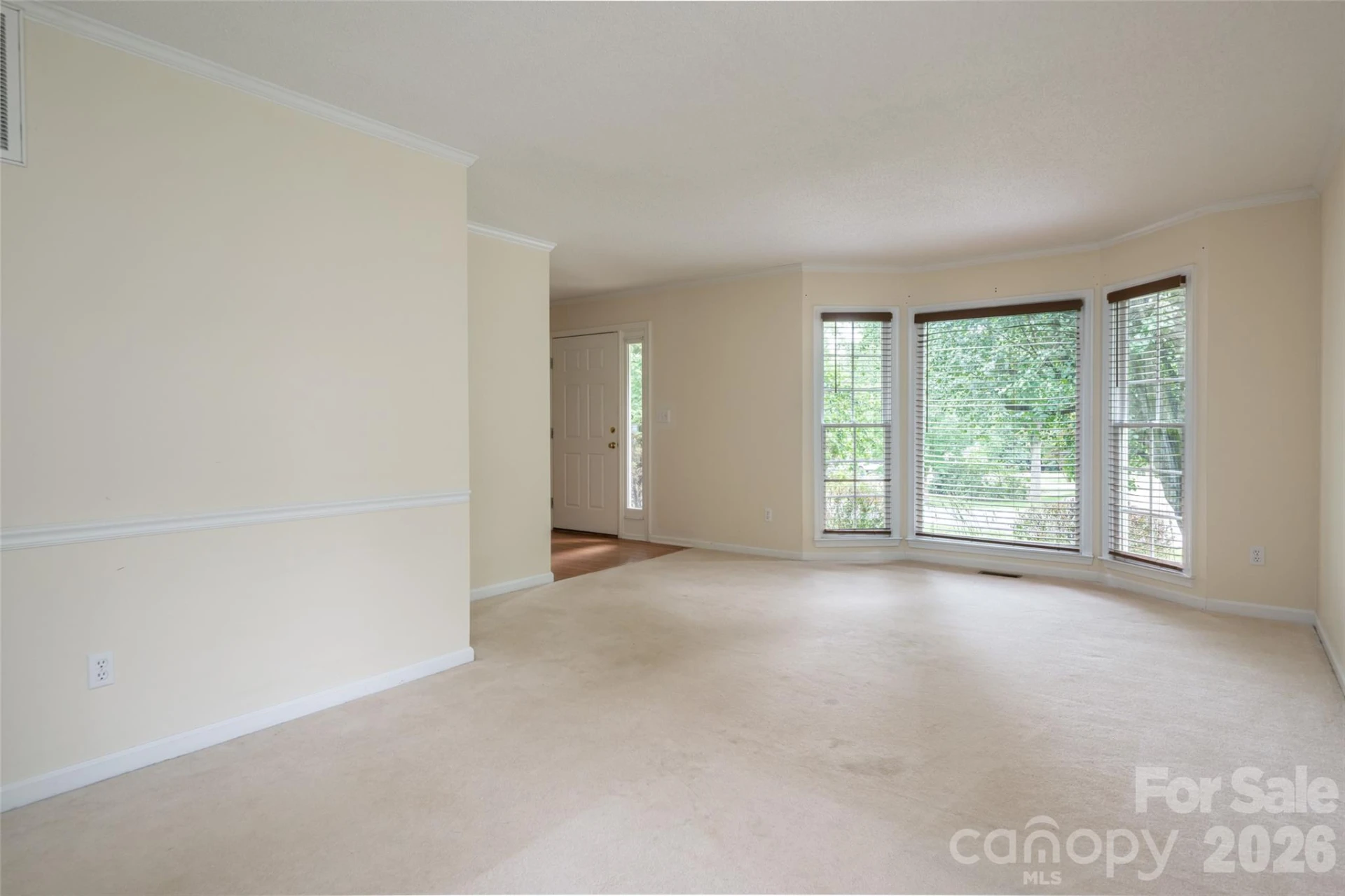 204 Windsor Forest Circle - Photo 9