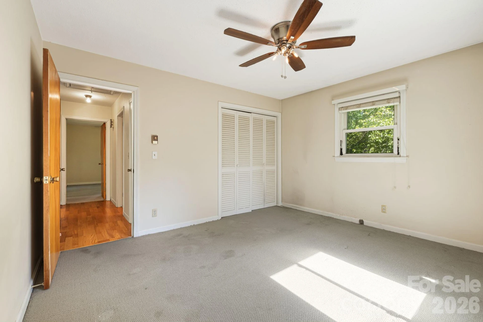 917 Fassifern Court - Photo 17