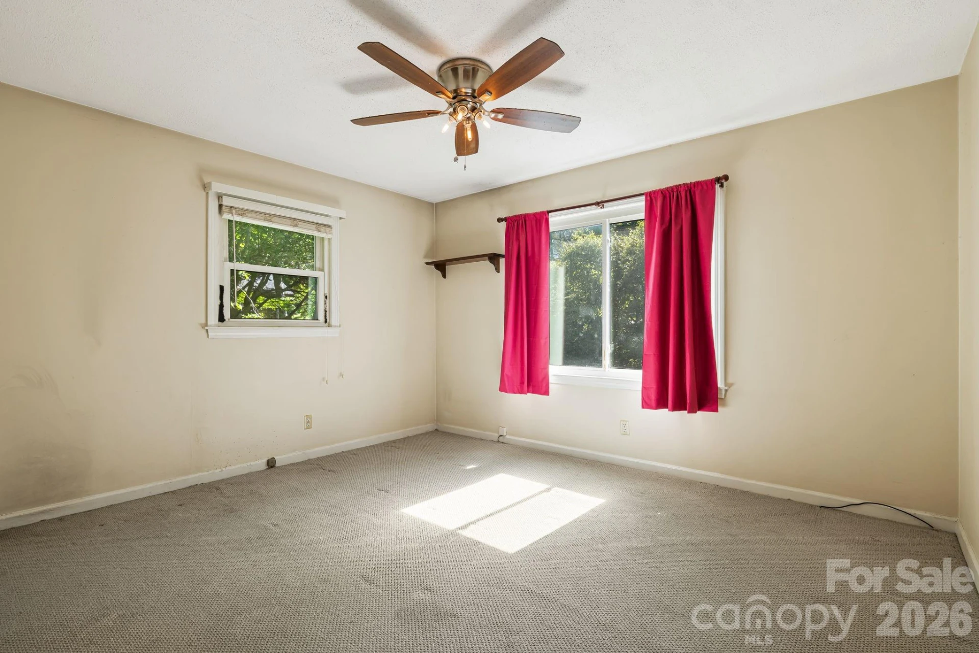 917 Fassifern Court - Photo 19