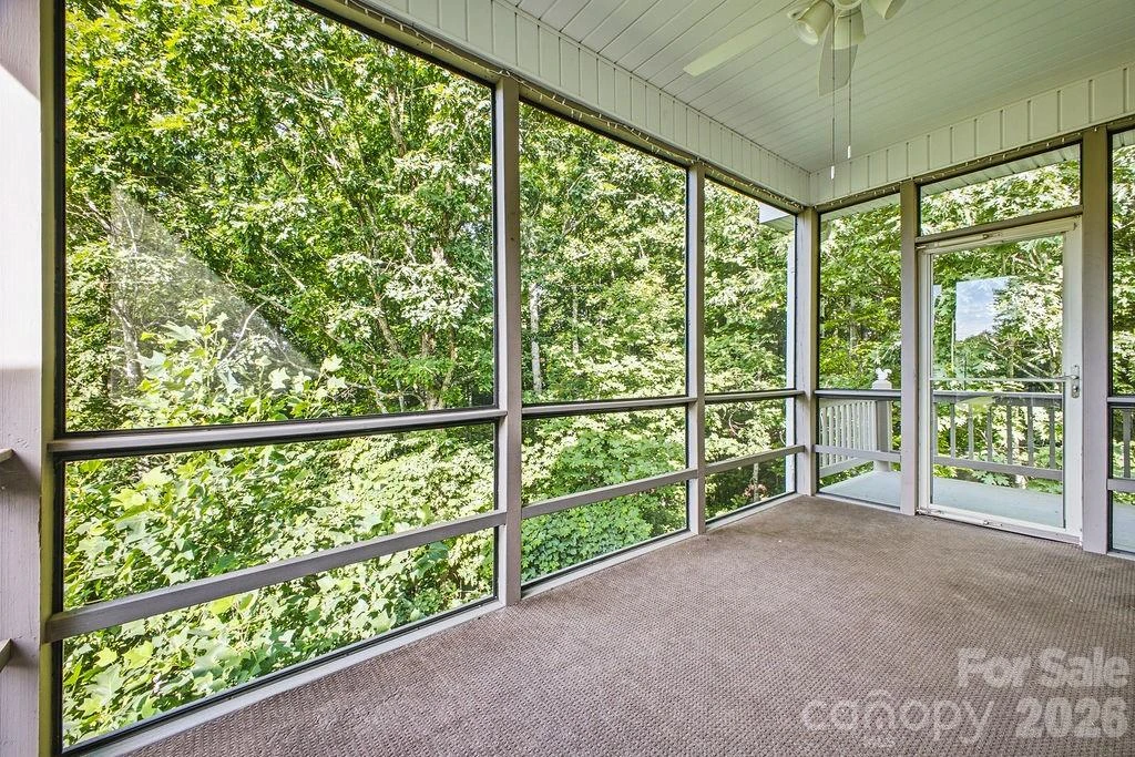 2204 E Cumming Woods Lane - Photo 15