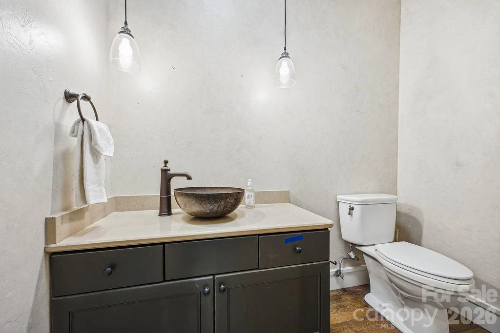 2204 E Cumming Woods Lane - Photo 24