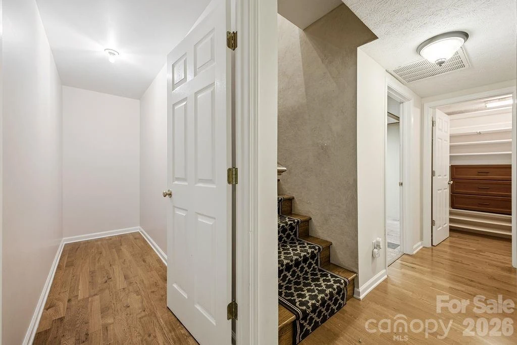 2204 E Cumming Woods Lane - Photo 26