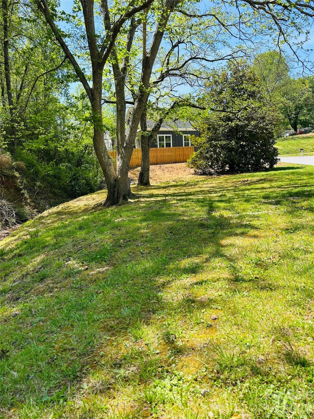 128 W Orchard Street - Photo 2