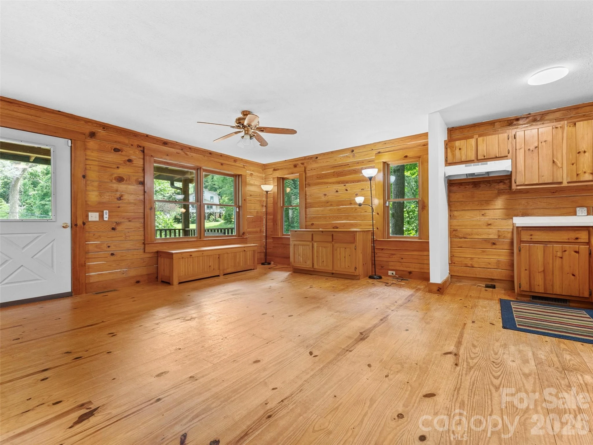 549 Henderson Street - Photo 8