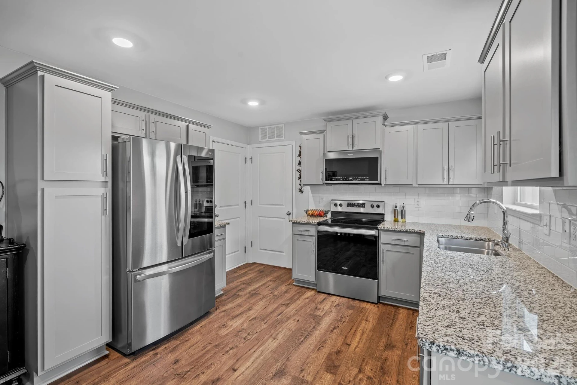 10 Benedict Lane - Photo 8
