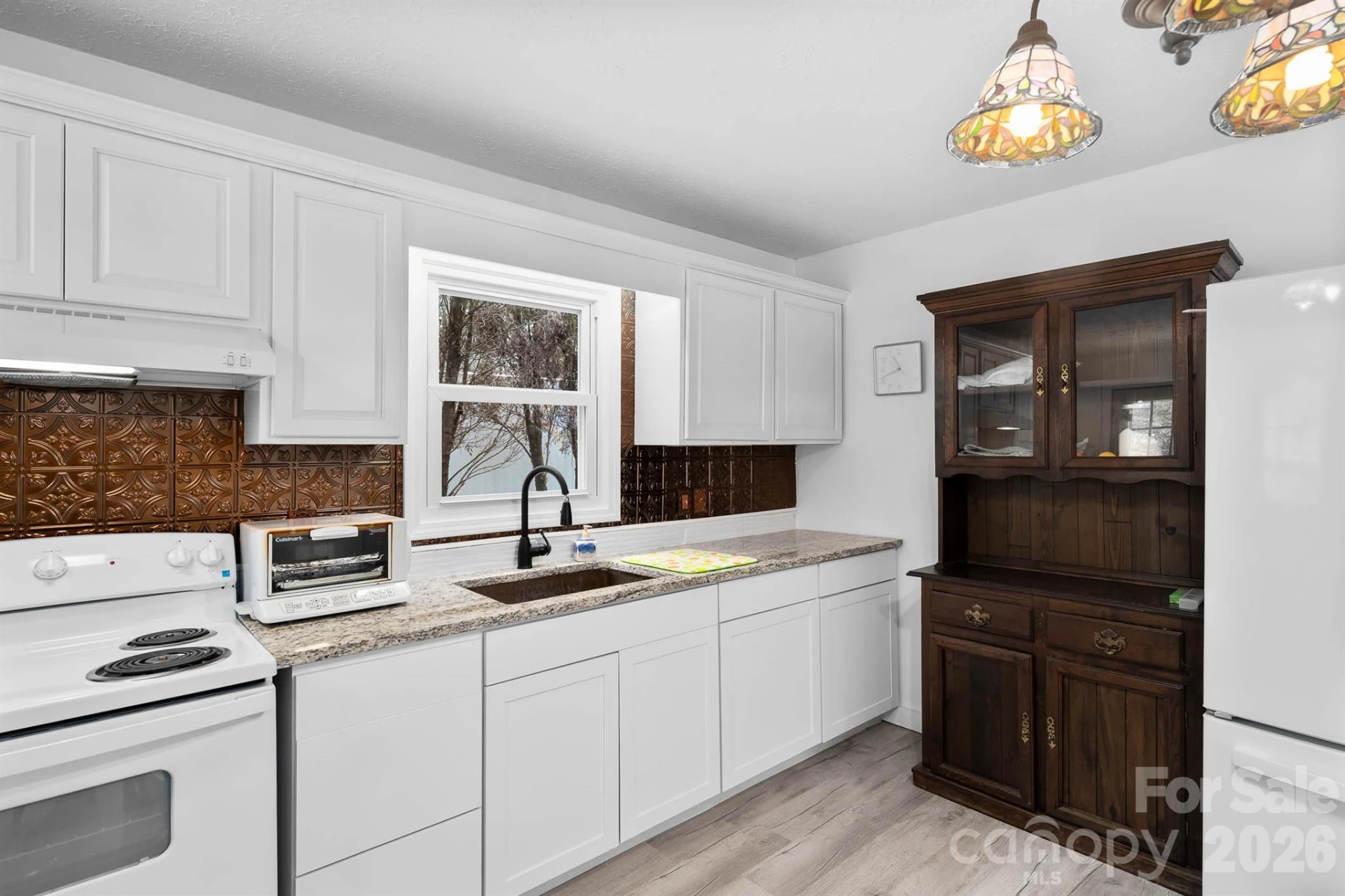 389 Rollins Road - Photo 13