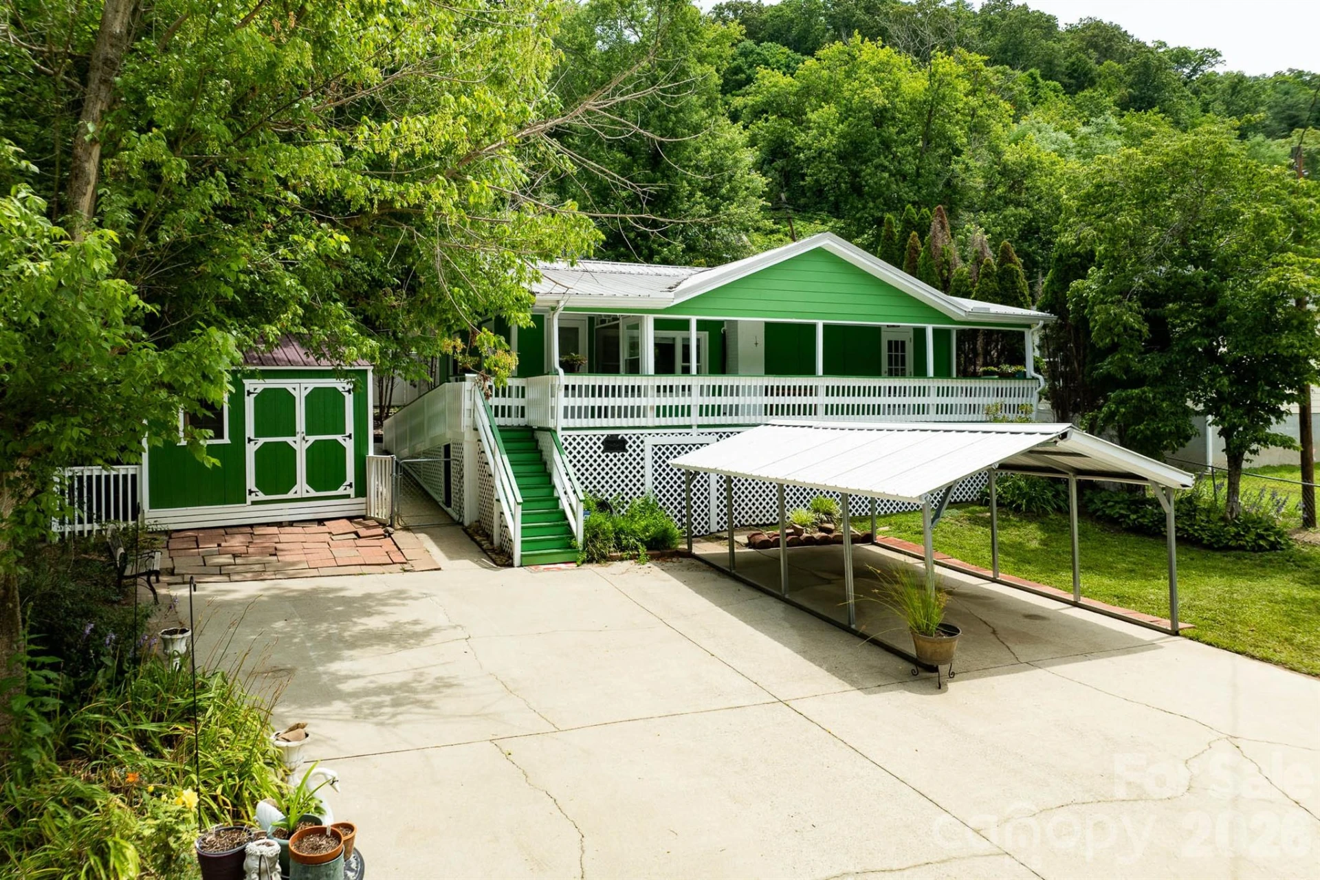 389 Rollins Road - Photo 35