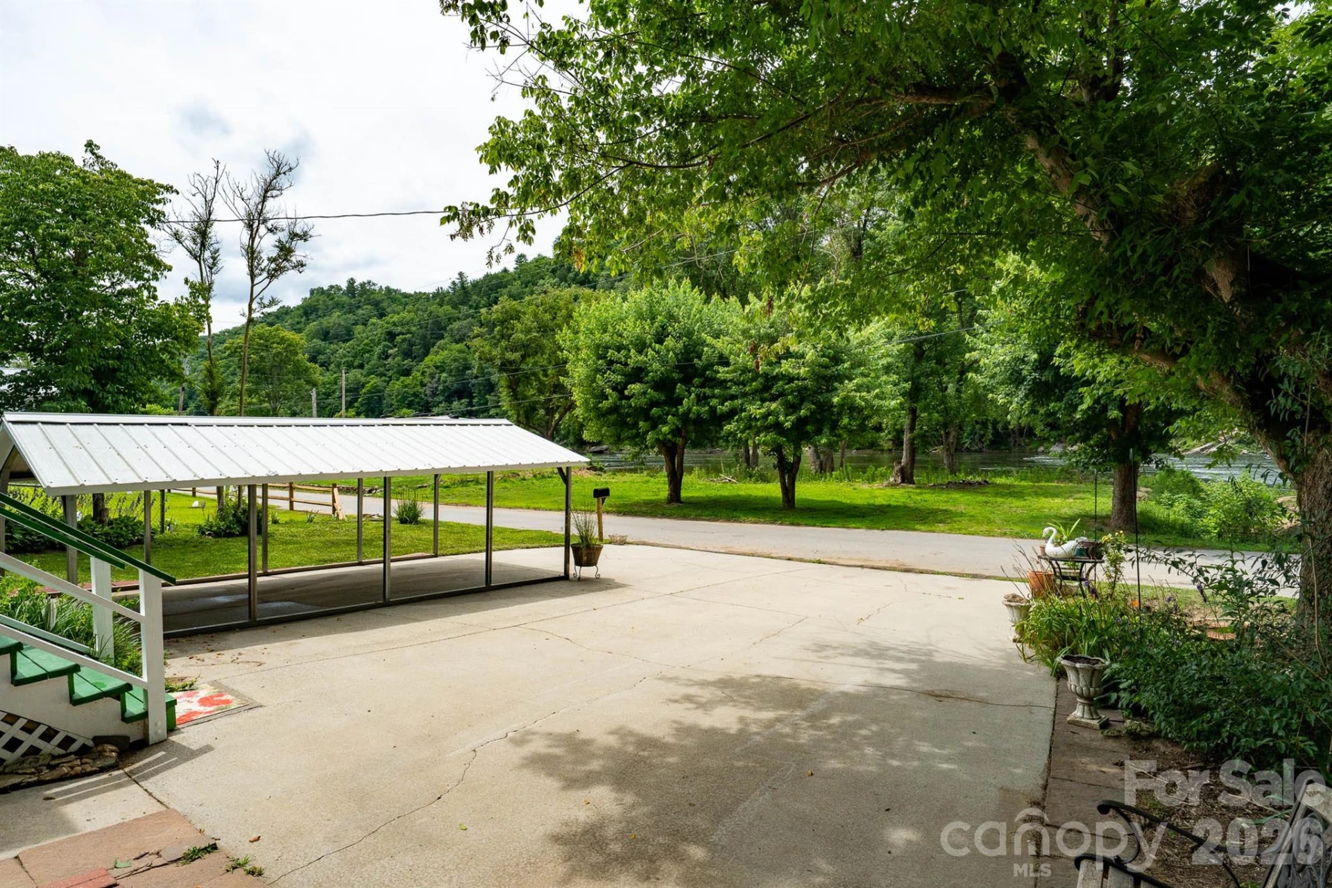 389 Rollins Road - Photo 46