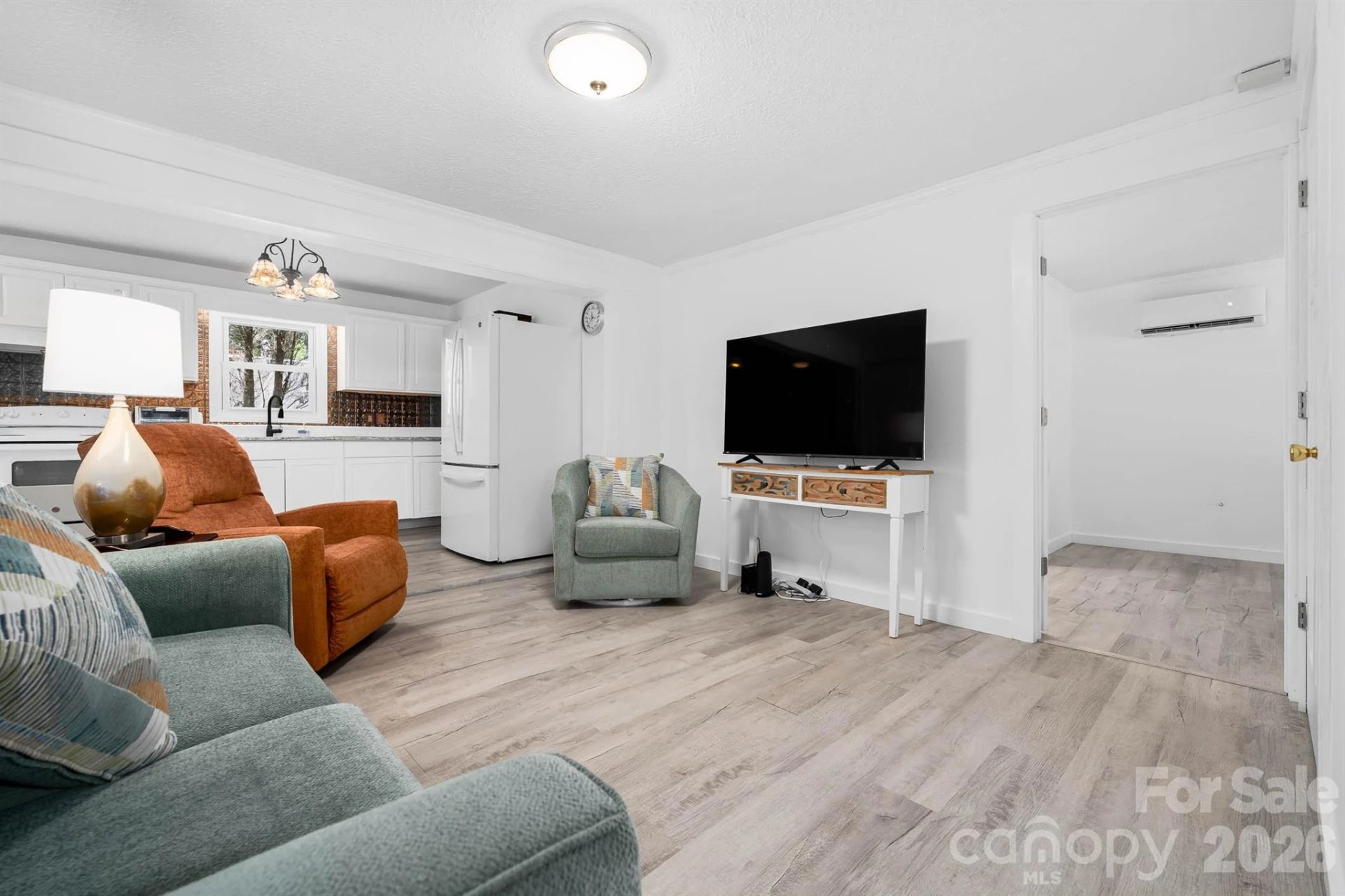 389 Rollins Road - Photo 8