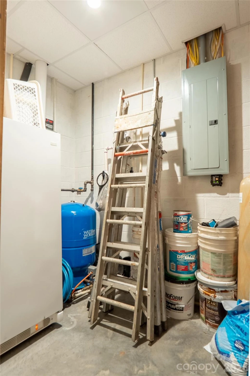 700 Howard Drive - Photo 30