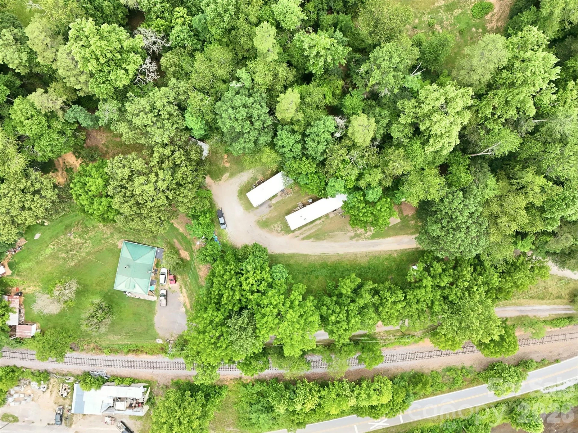 126 Lindsey Road - Photo 4