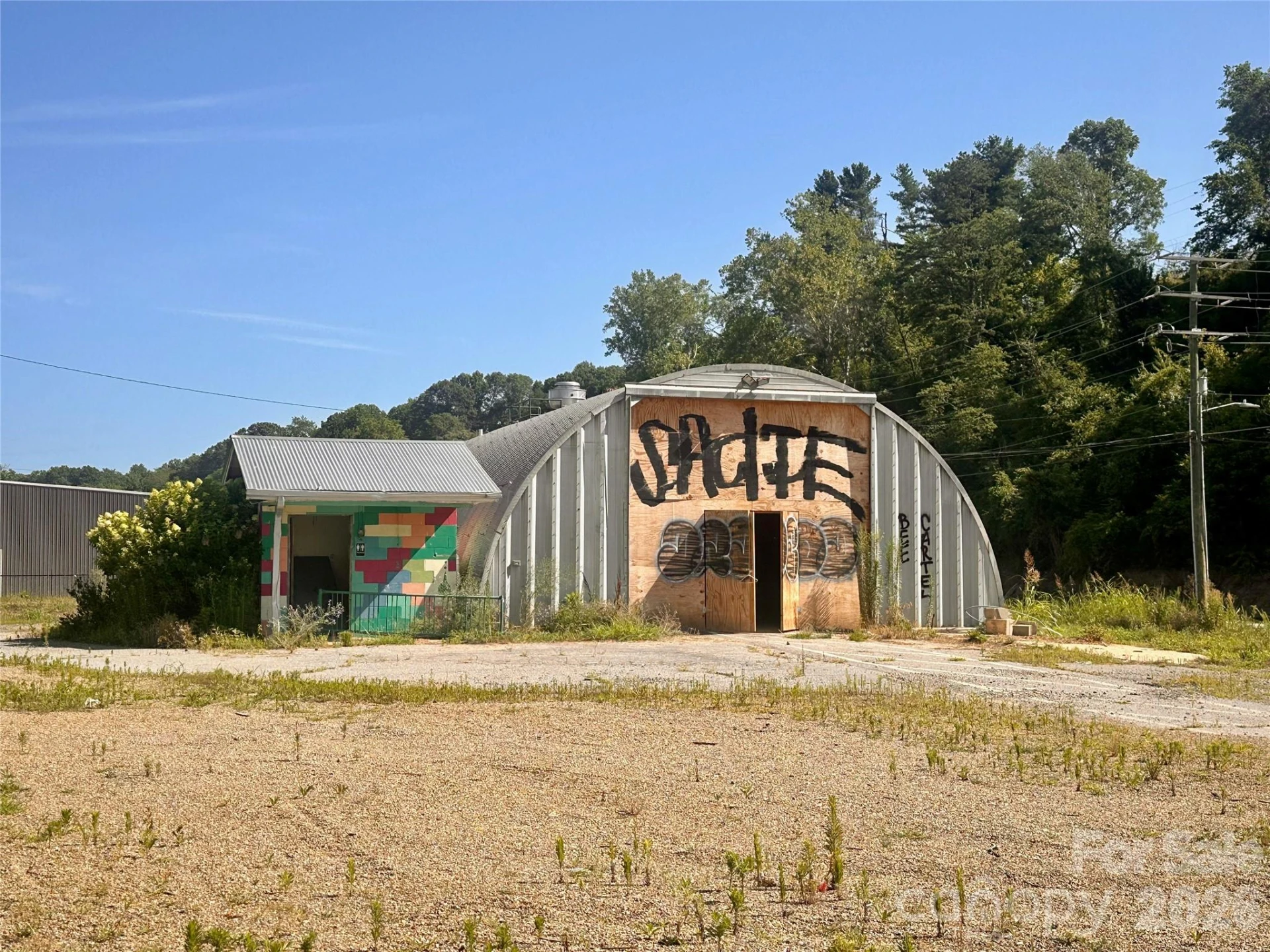 388 Riverside Drive - Photo 15
