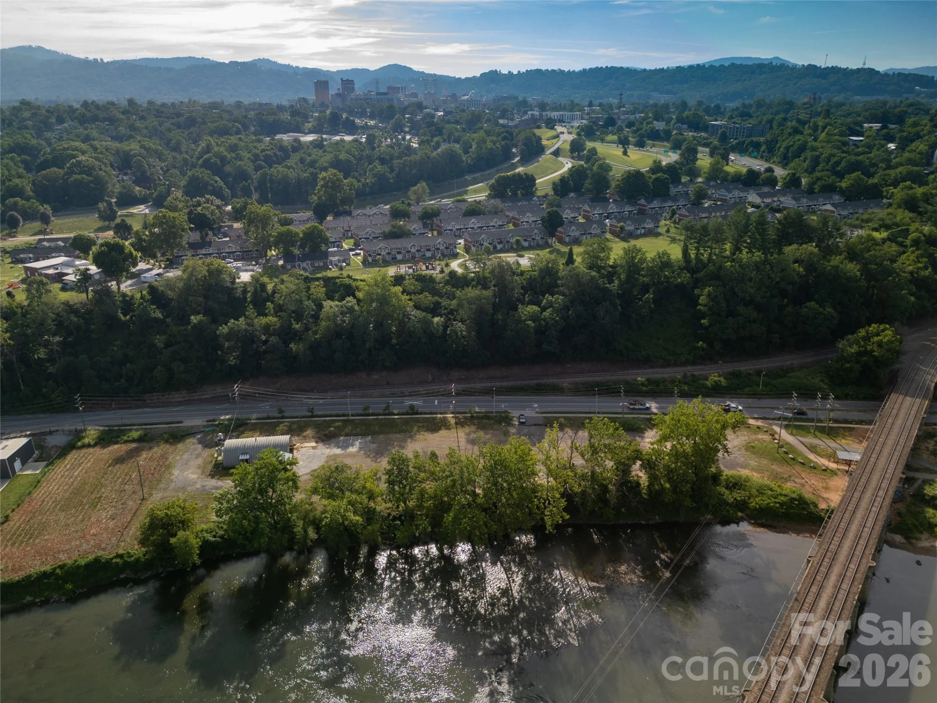 388 Riverside Drive - Photo 4