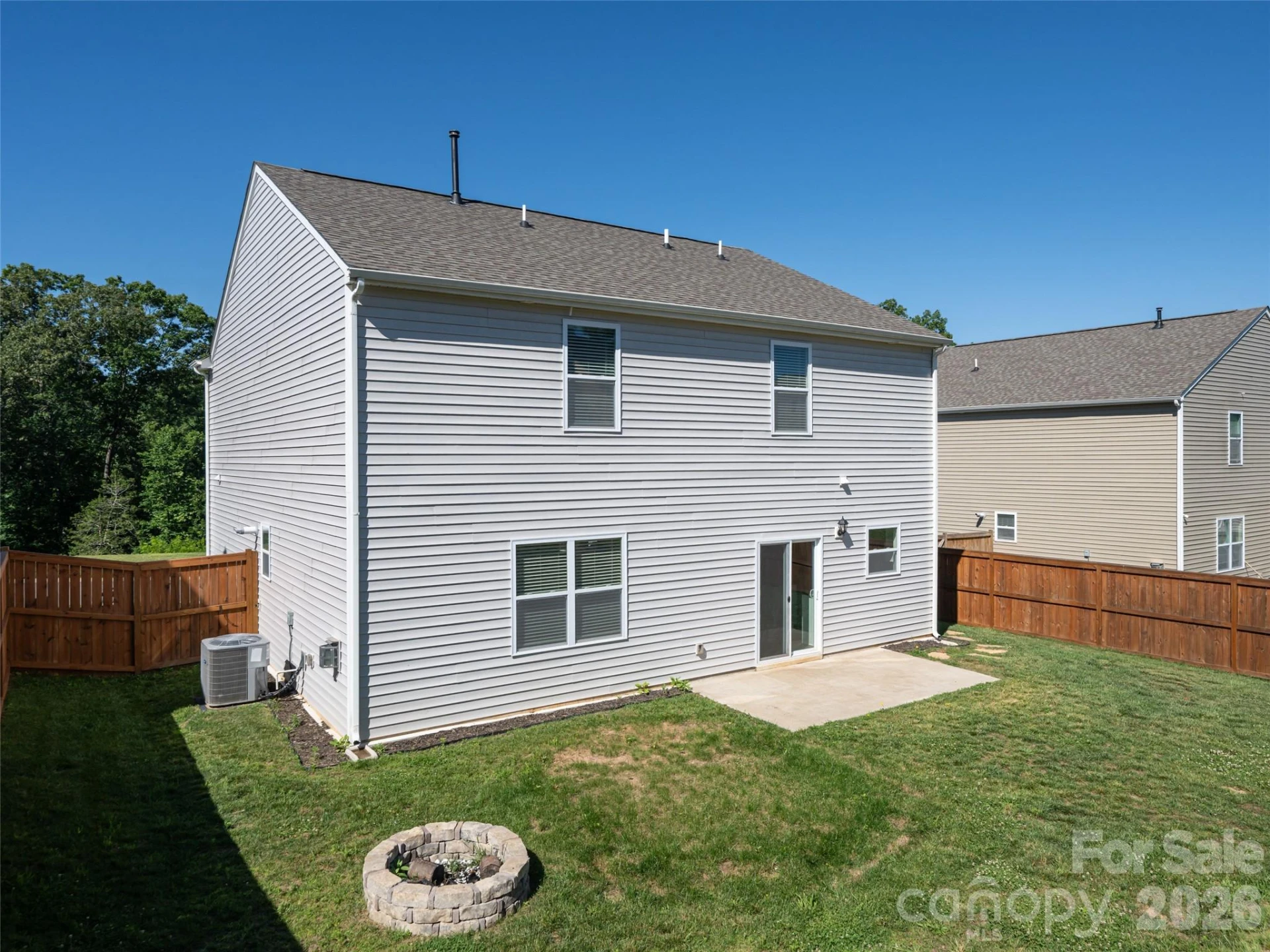 907 Newport Court - Photo 41