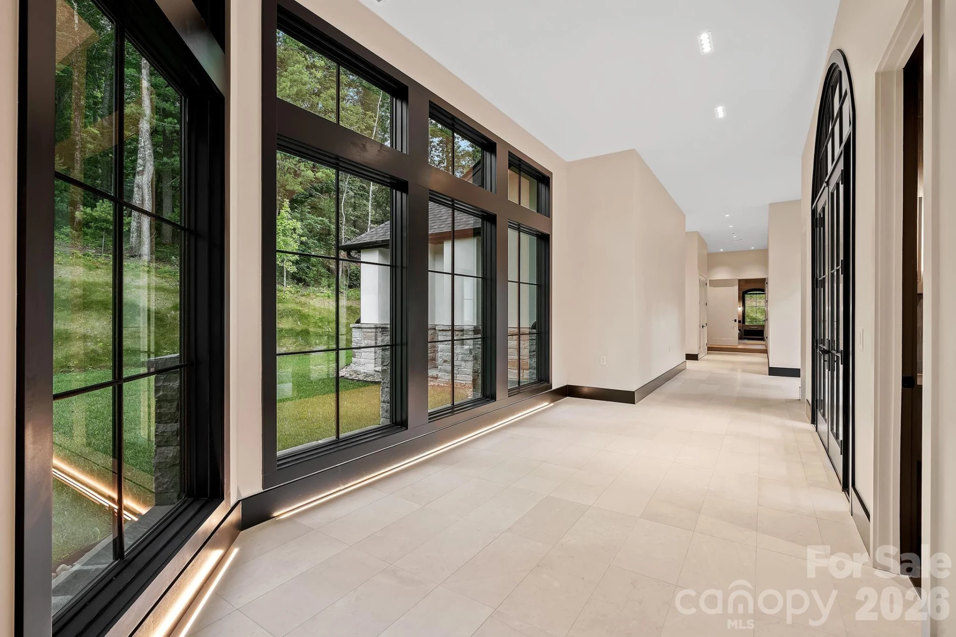 504 Hollow Trail - Photo 18