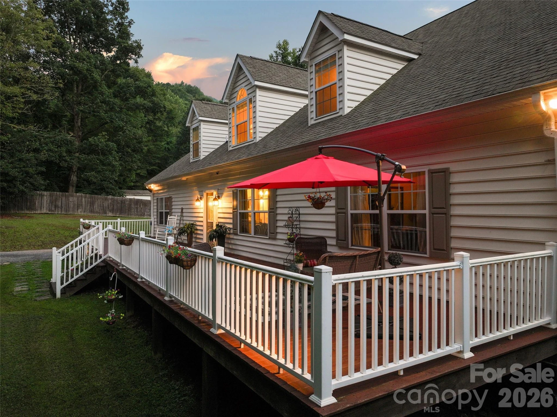 165 Sequoyah Drive - Photo 2