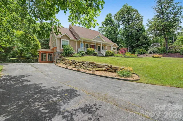 312 Benjamin Way