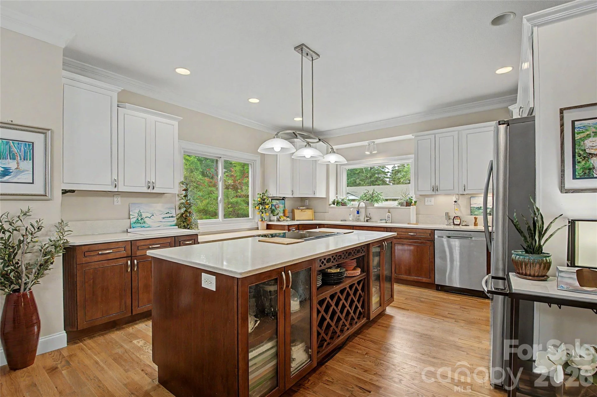 312 Benjamin Way - Photo 11