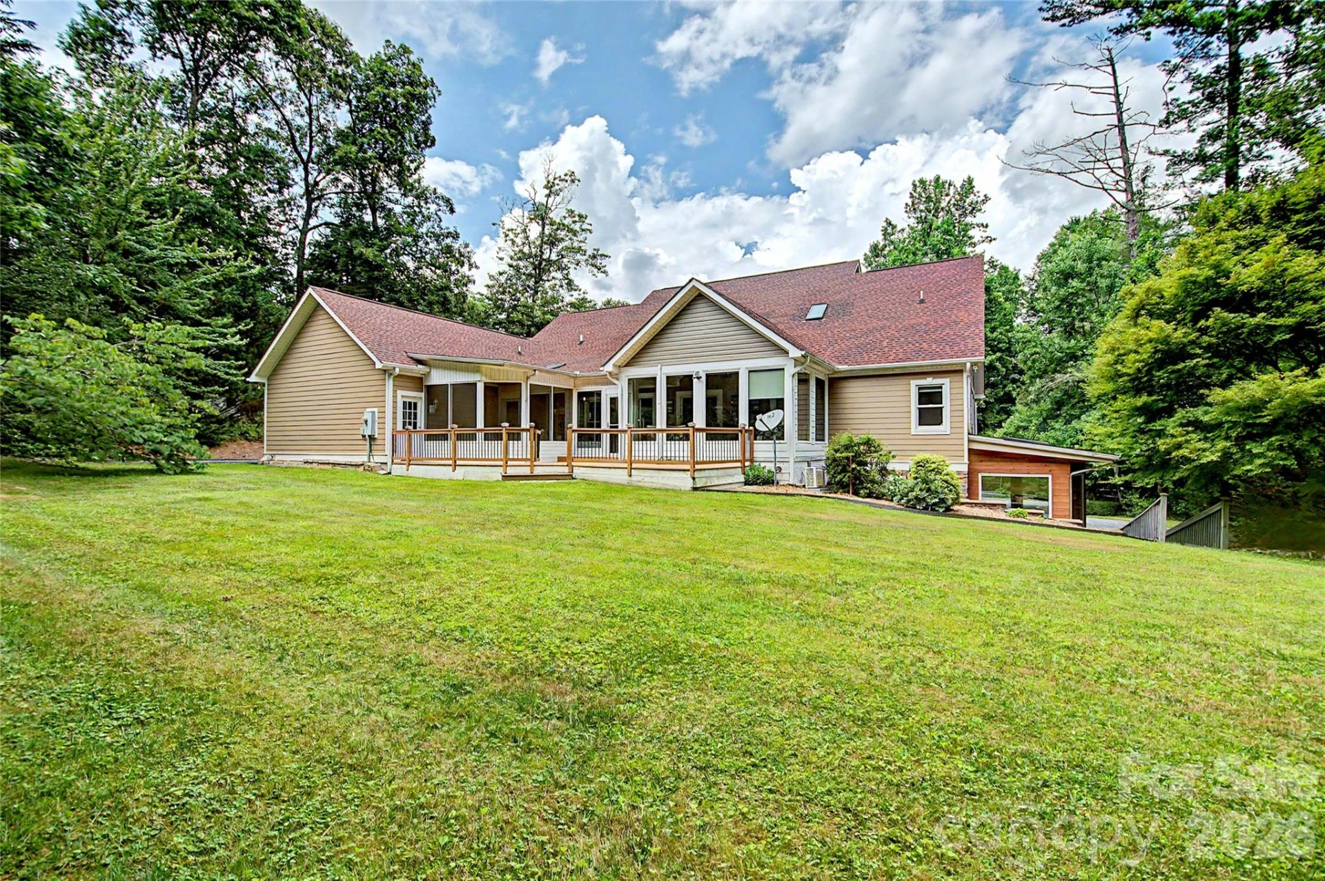 312 Benjamin Way - Photo 45