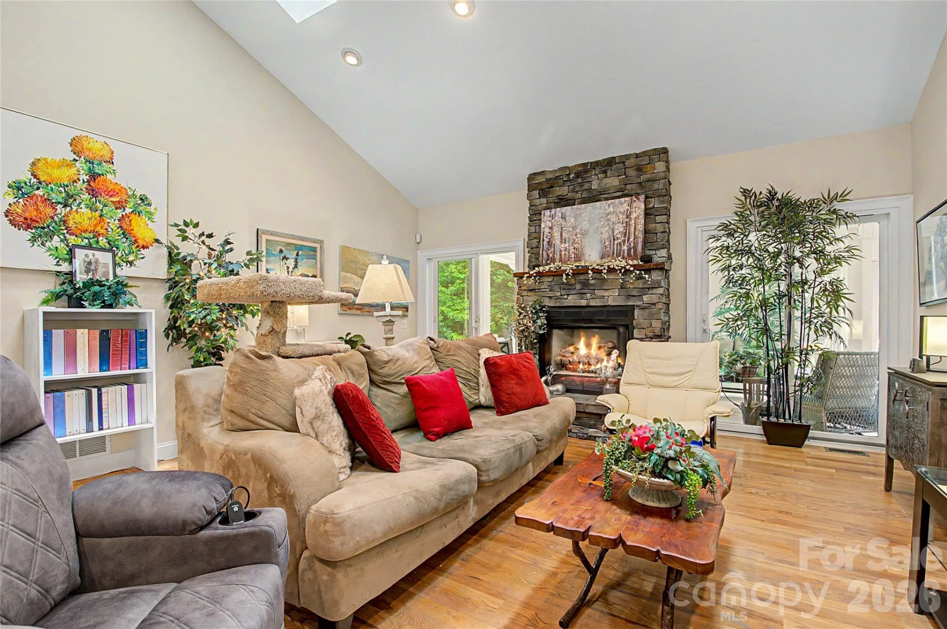 312 Benjamin Way - Photo 8
