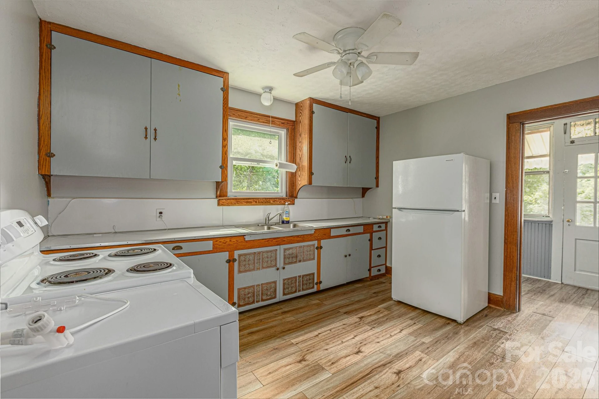 46 Gilkey Street - Photo 9