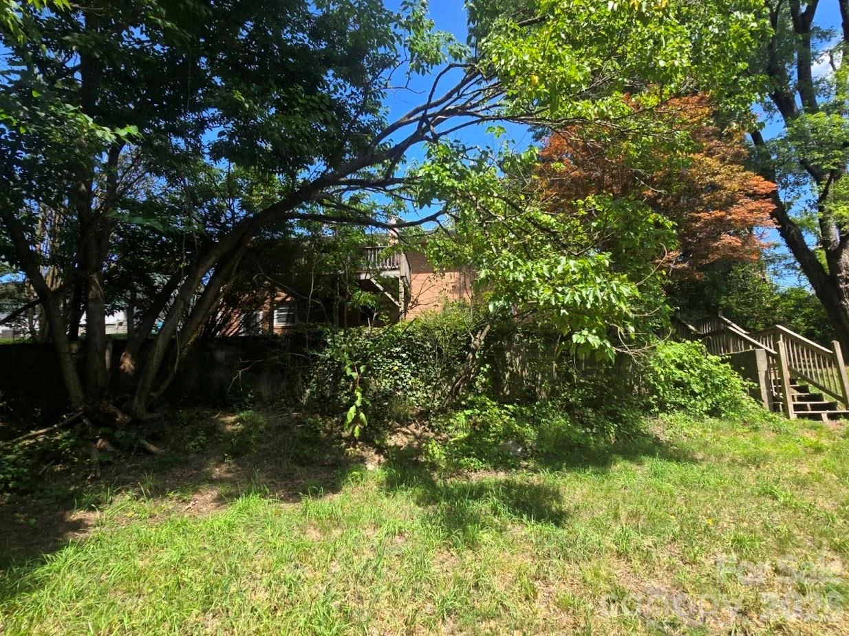 629 Willow Road - Photo 18