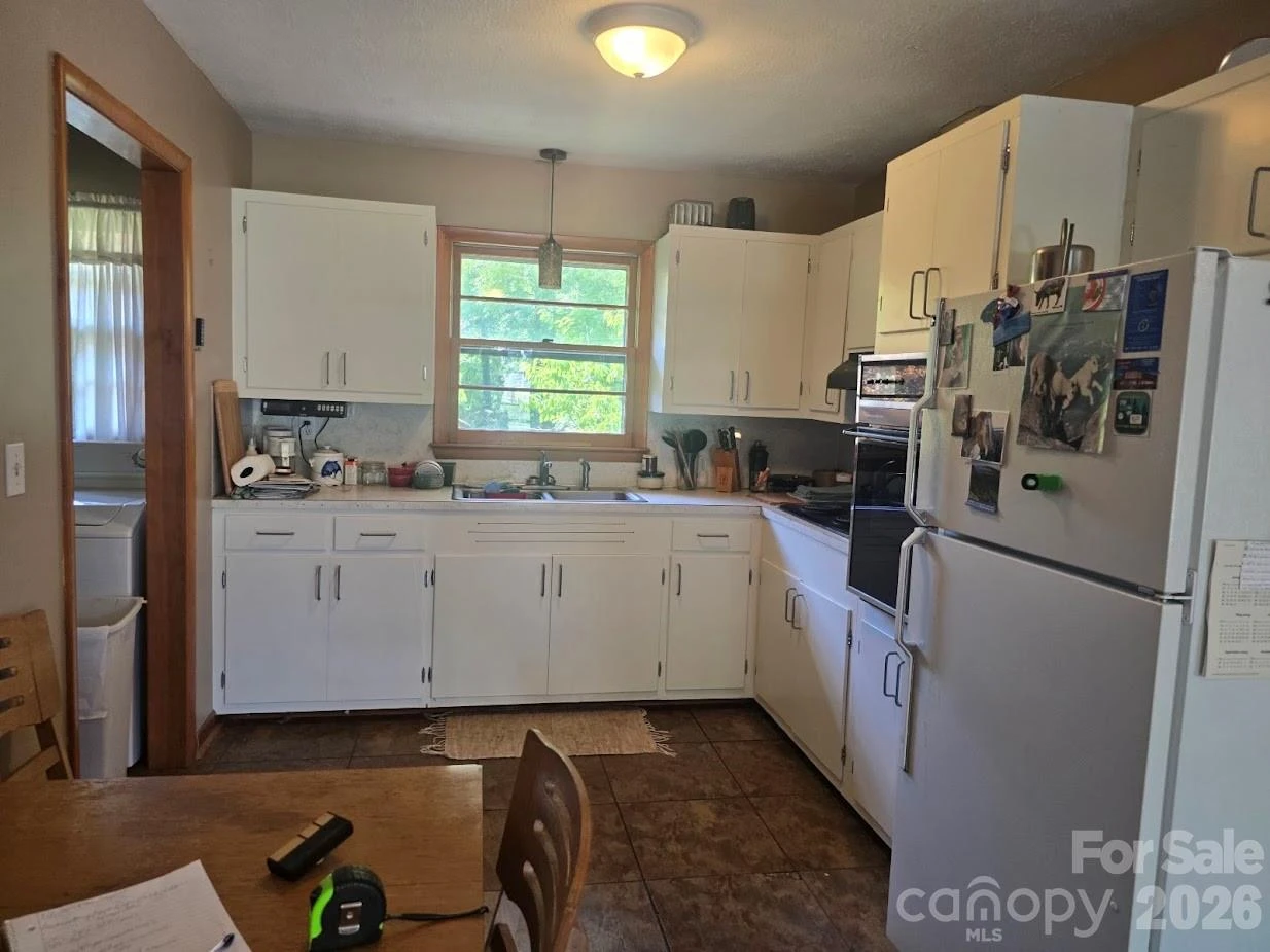 629 Willow Road - Photo 9