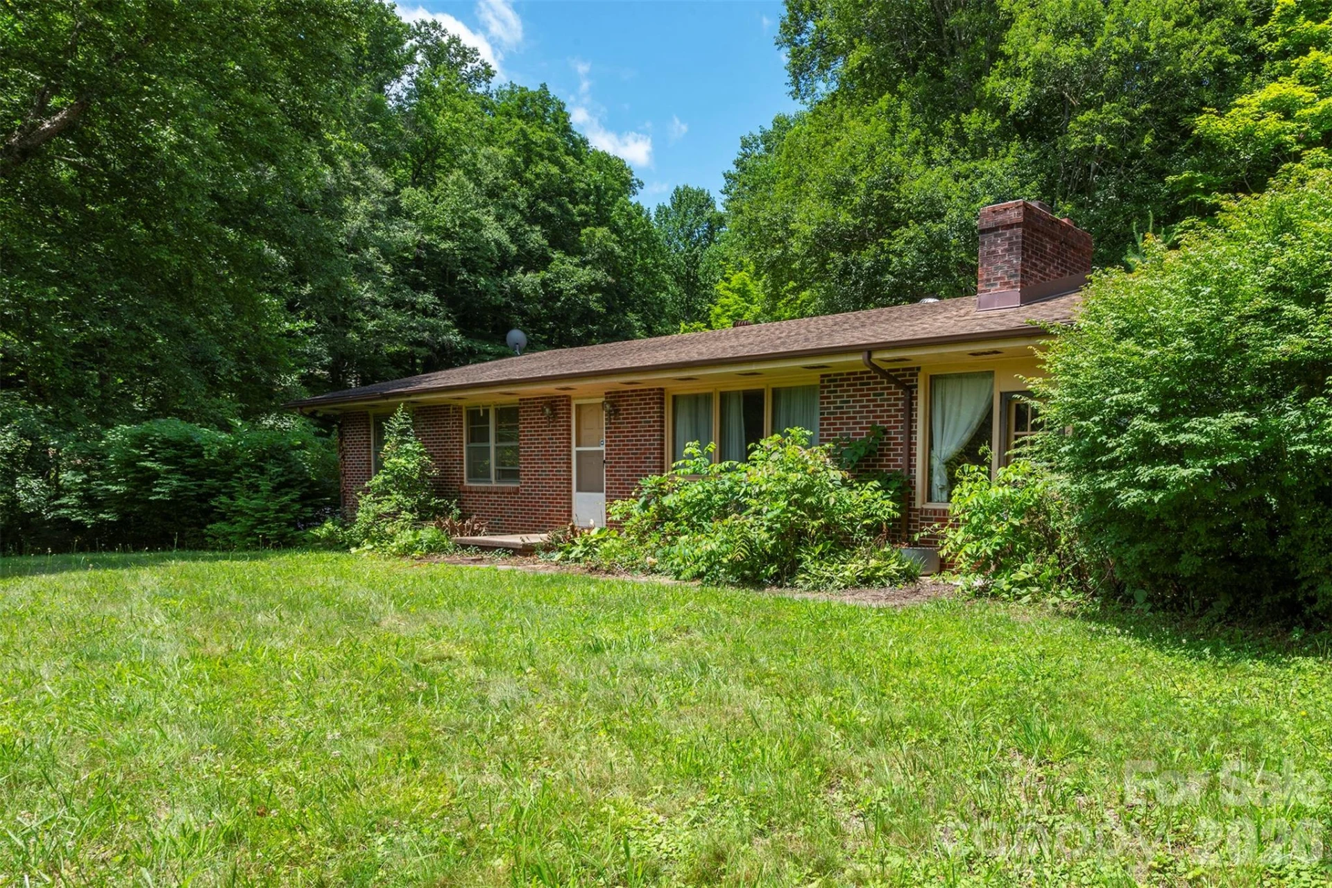 637 Fisher Lane - Photo 2