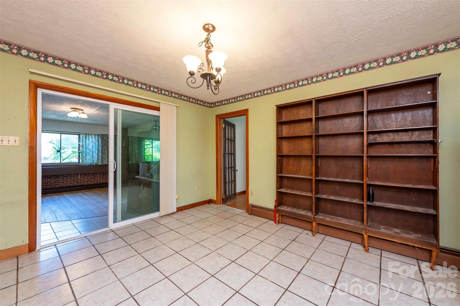 637 Fisher Lane - Photo 14