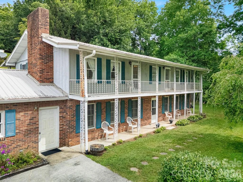 106 Flora Lina Drive - Photo 2
