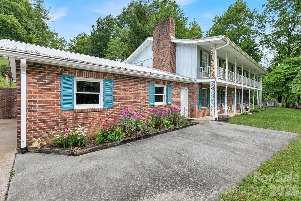 106 Flora Lina Drive - Photo 14