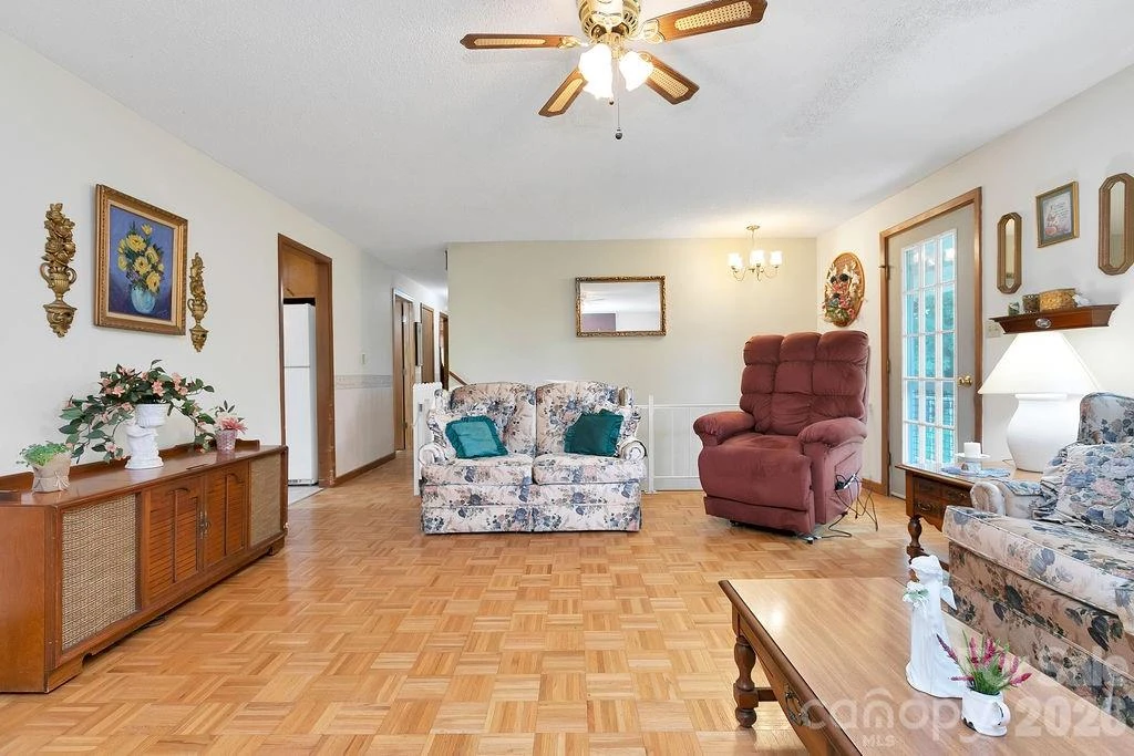 106 Flora Lina Drive - Photo 24