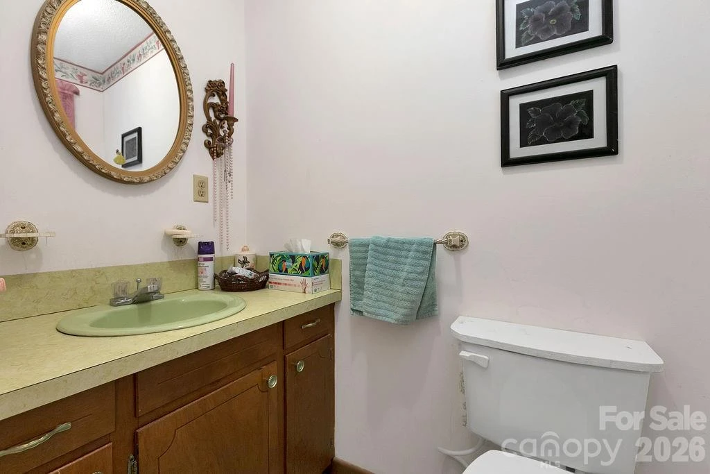 106 Flora Lina Drive - Photo 34