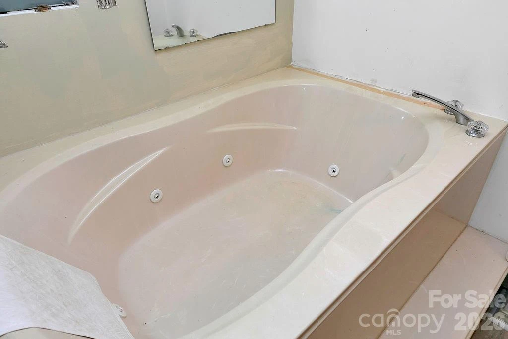 106 Flora Lina Drive - Photo 41