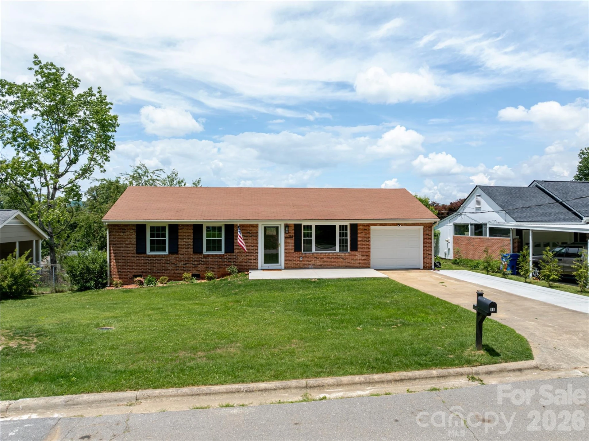 88 Skyview Terrace - Photo 3