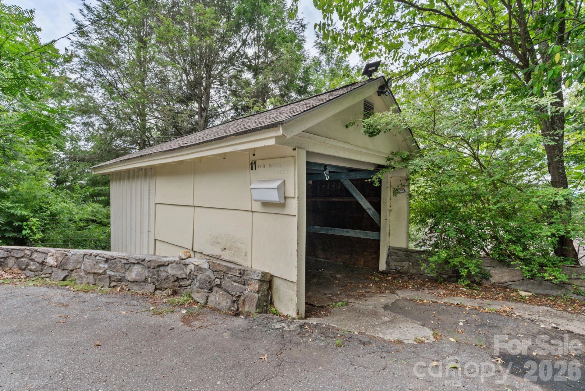 11 Von Ruck Court - Photo 41
