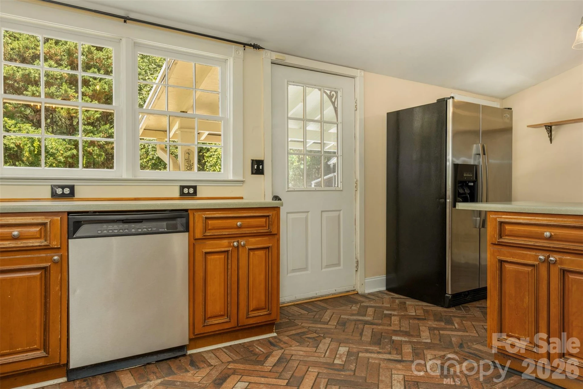 100 Cannon Drive - Photo 11