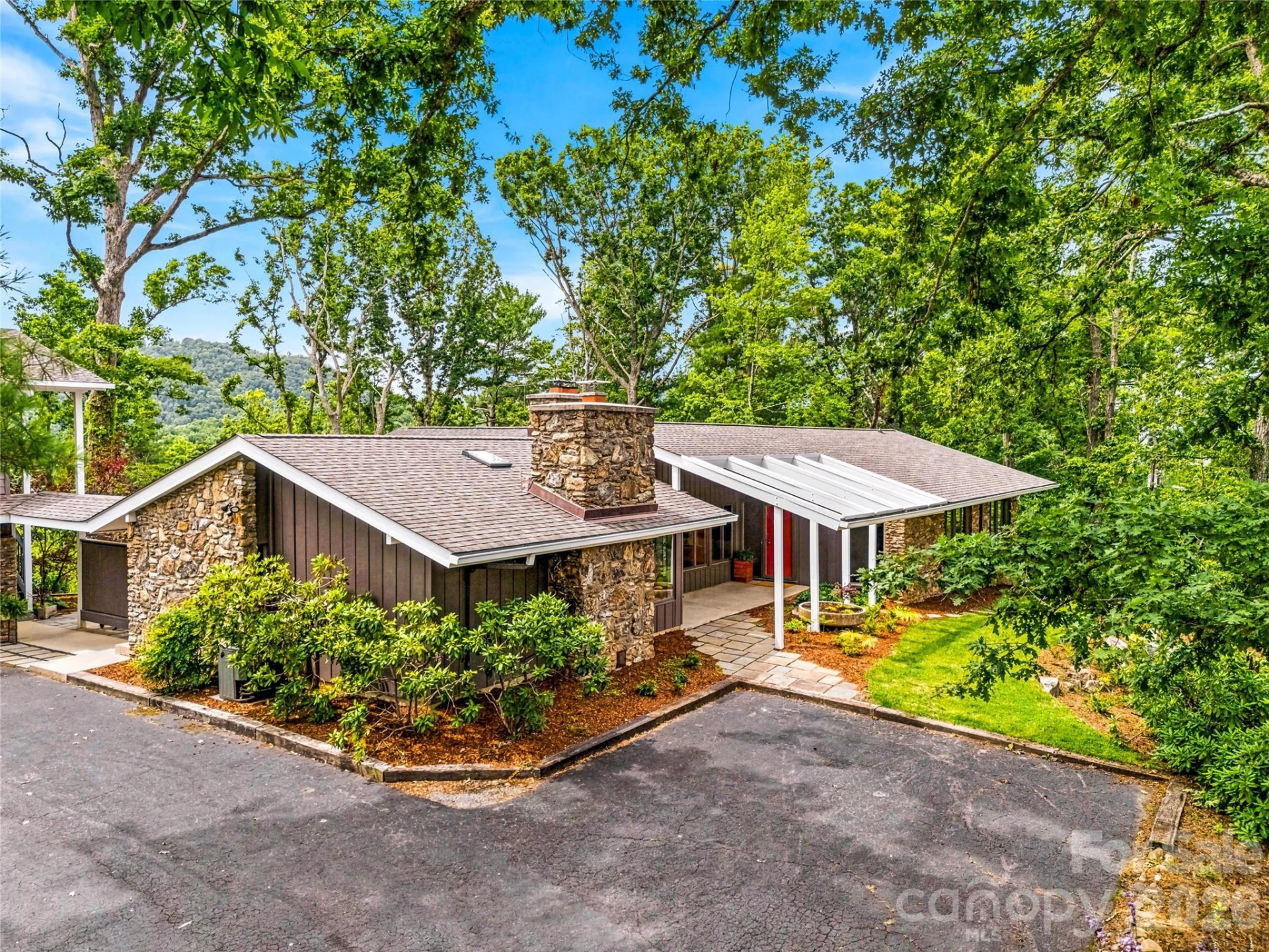 4 Kent Place - Photo 2