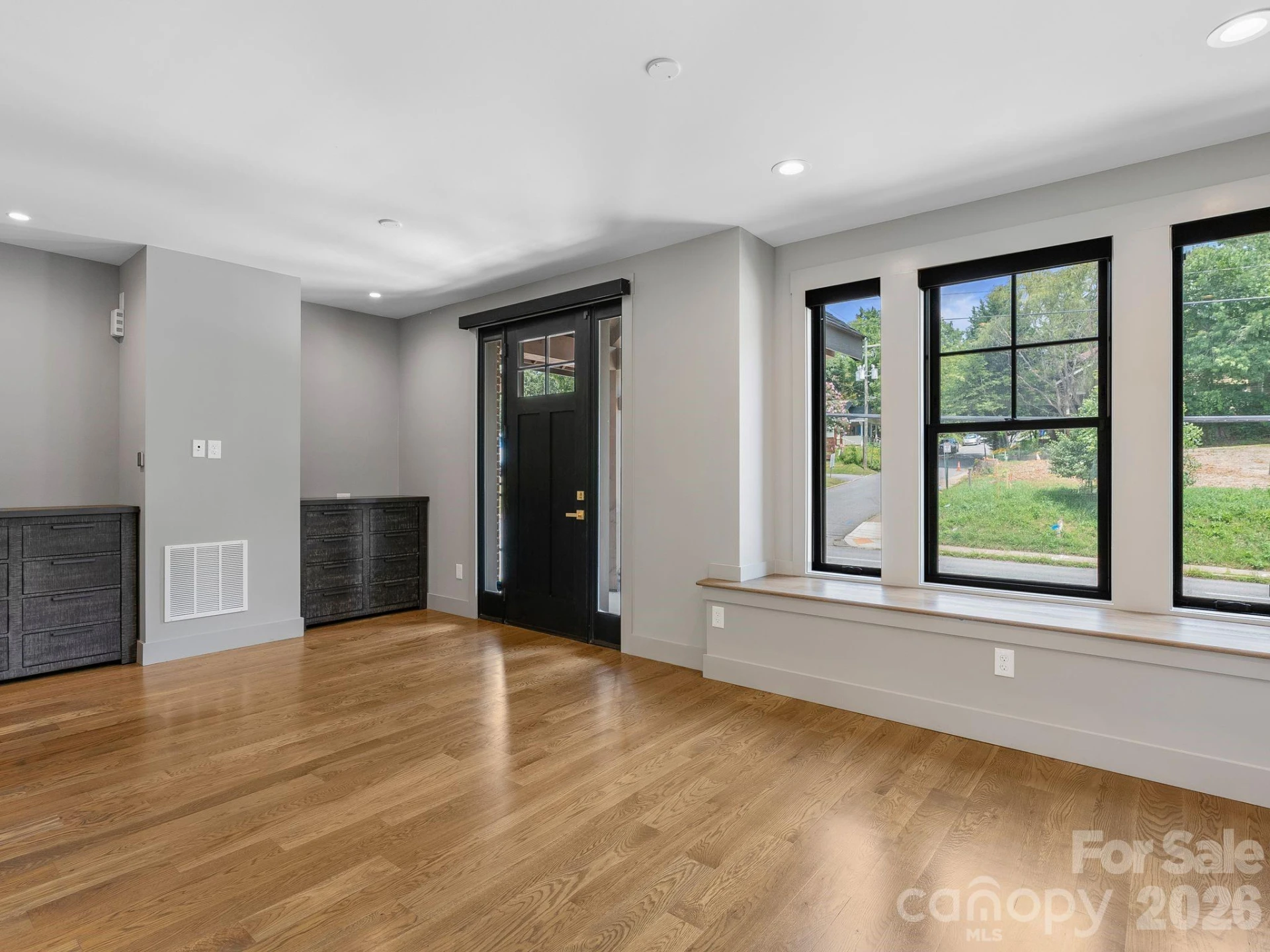 229 Broadway Street - Photo 13