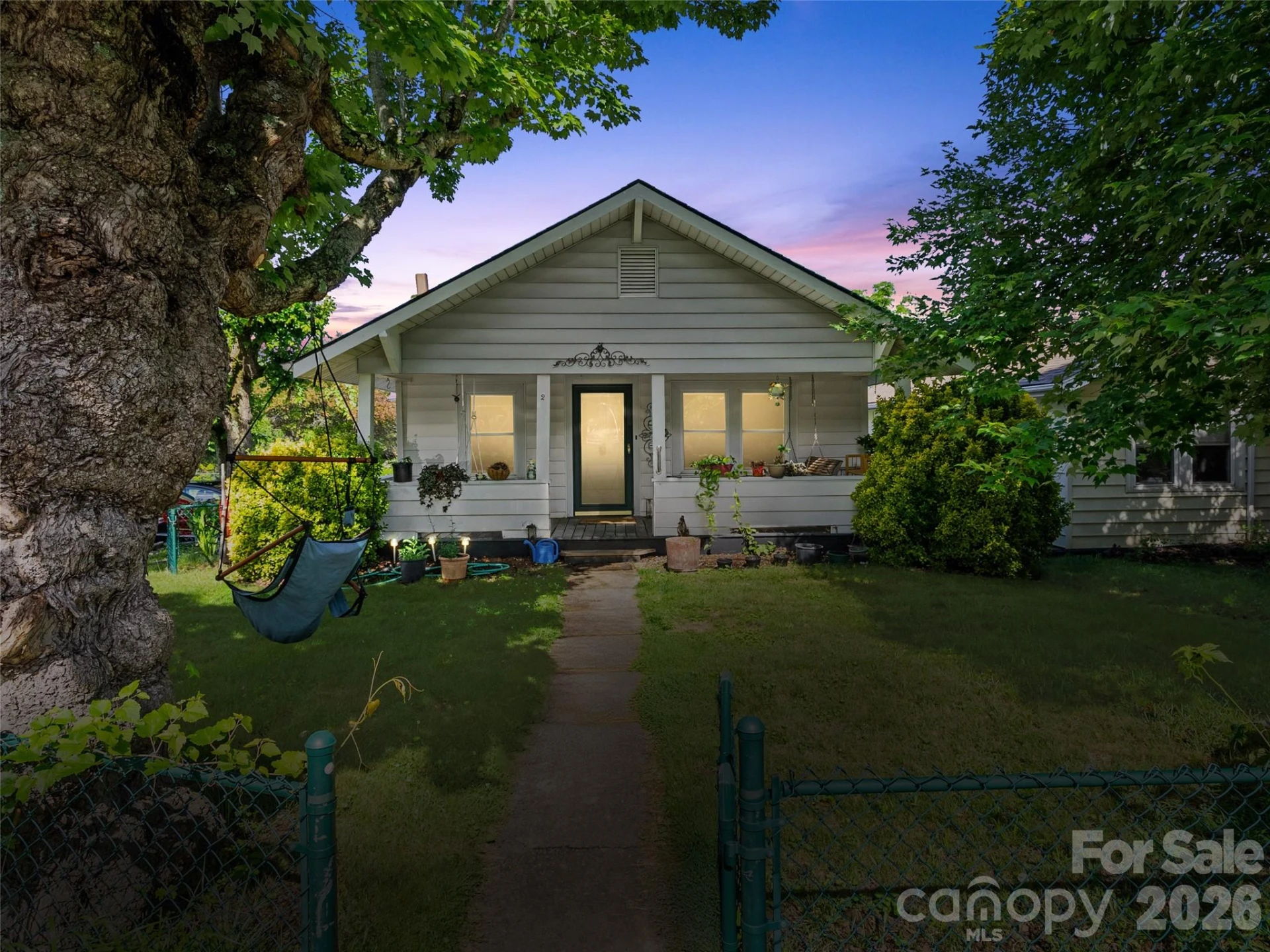 2 Pelzer Street