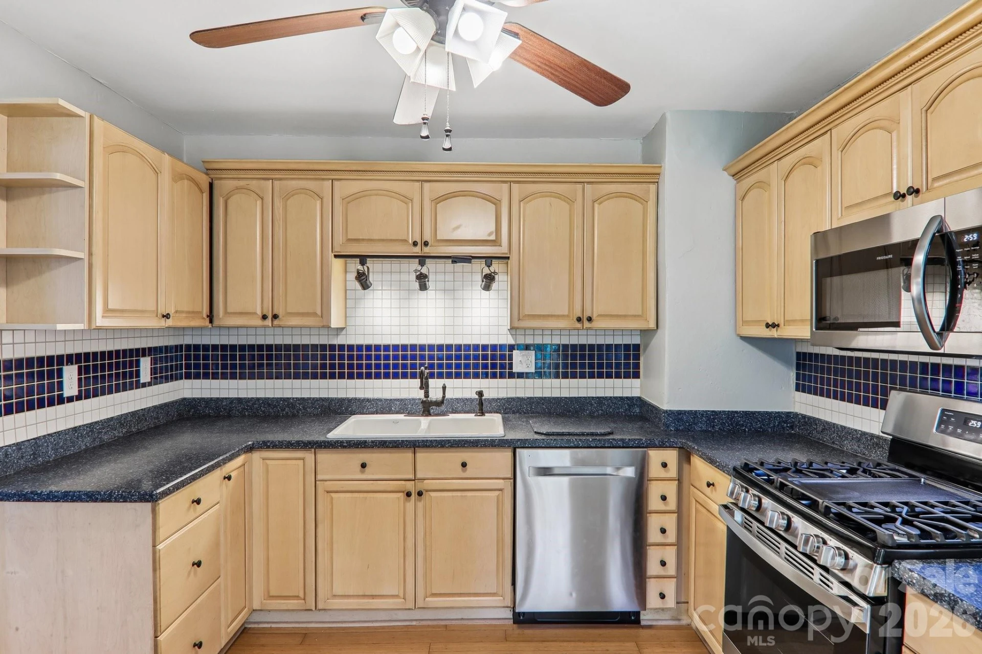 5 Belmont Avenue - Photo 17