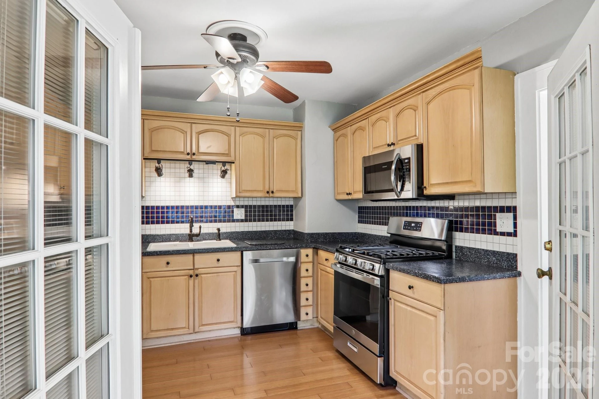 5 Belmont Avenue - Photo 18