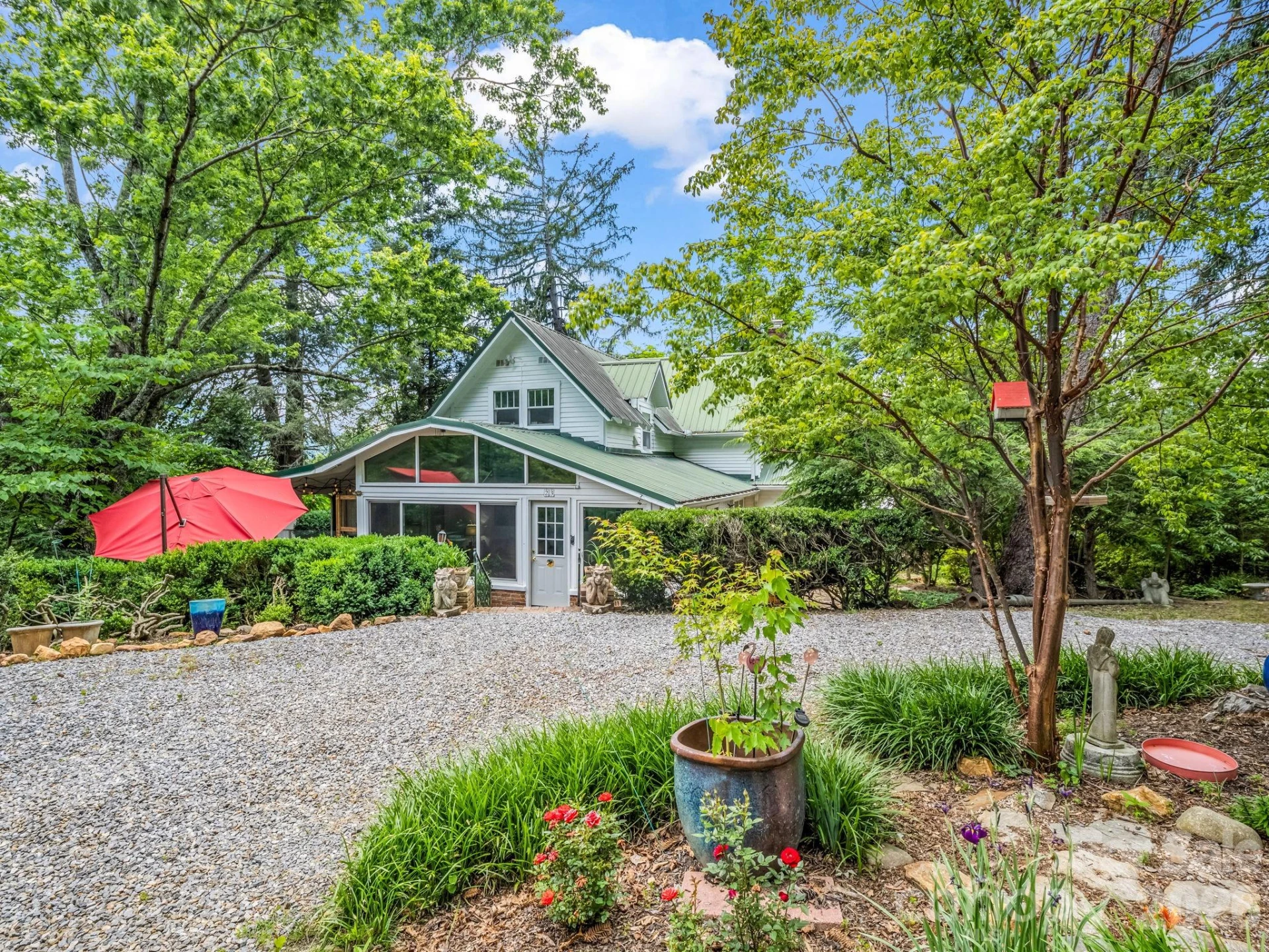23 Sunset Drive
