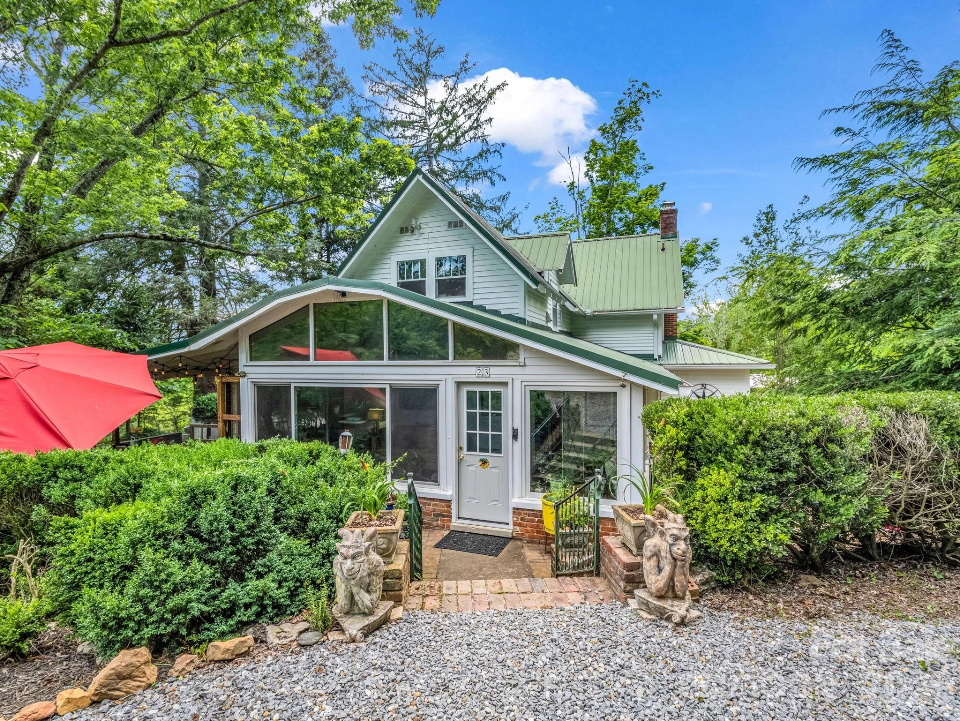 23 Sunset Drive - Photo 2