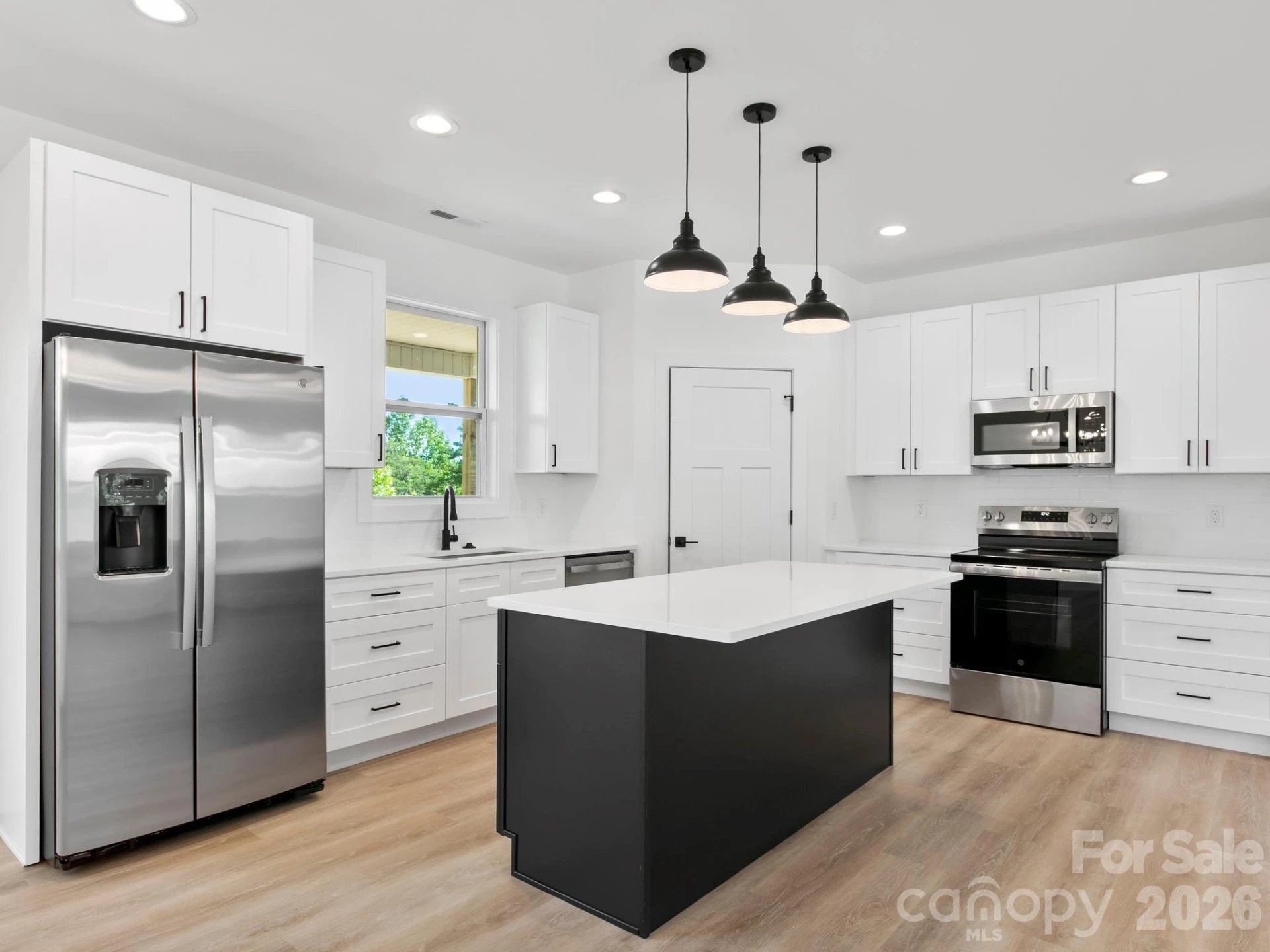 105 S Vineyard Village Drive - Photo 14