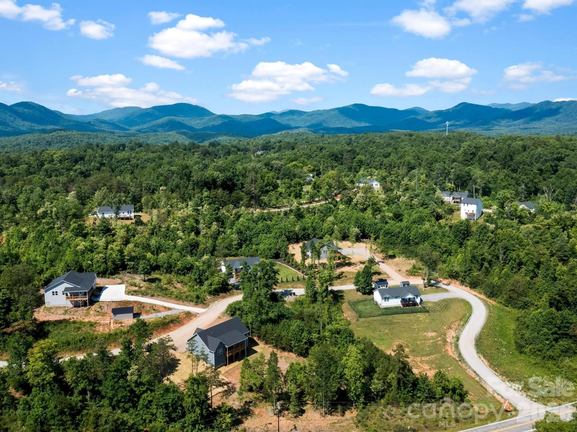 105 S Vineyard Village Drive - Photo 33