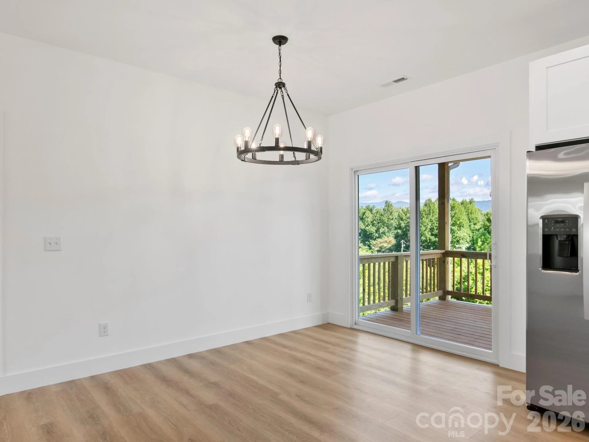 105 S Vineyard Village Drive - Photo 10