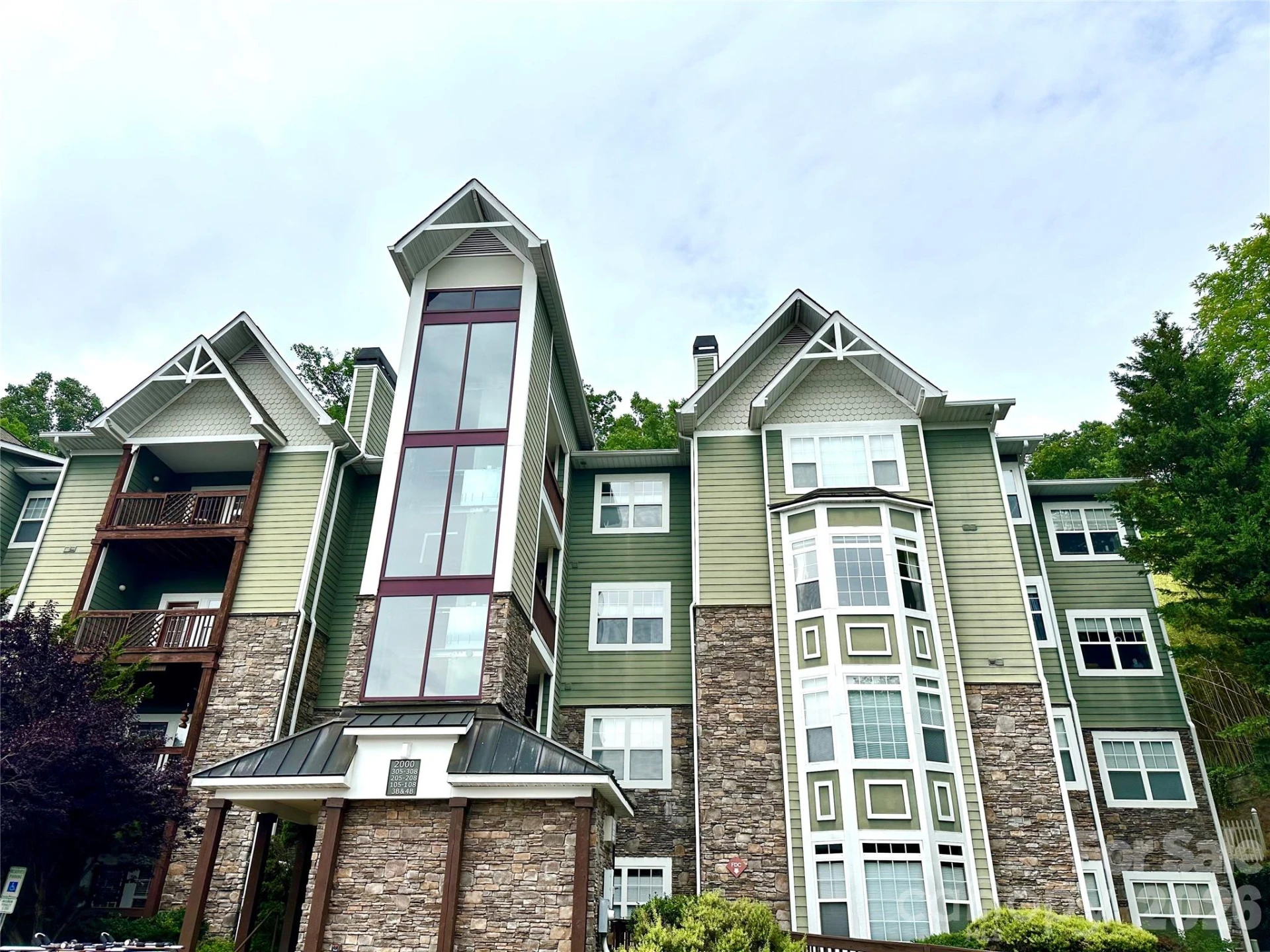2000 Olde Eastwood Village Boulevard #305