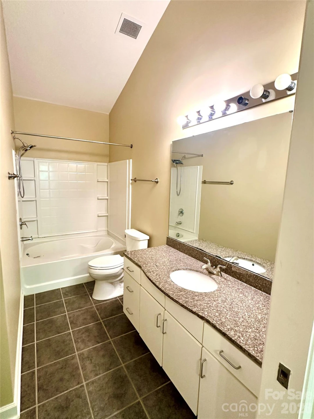 2000 Olde Eastwood Village Boulevard #305 - Photo 9