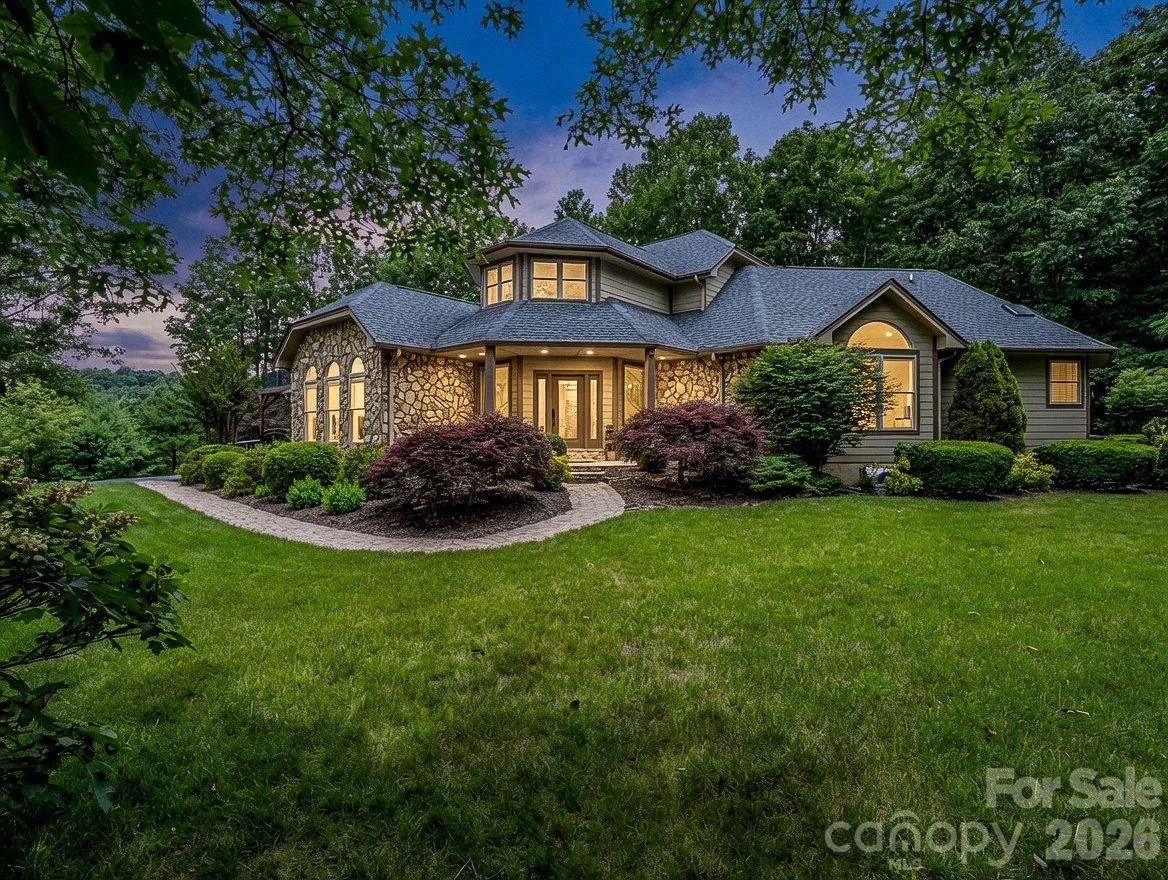 131 Arcadia Falls Way